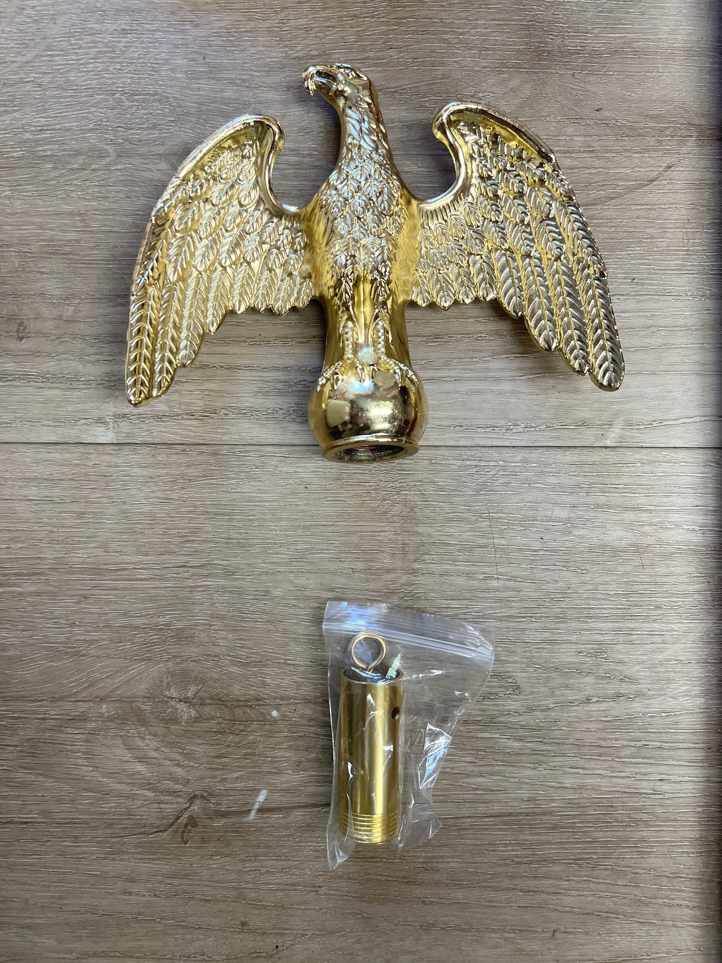 Oak Pole 8’ with Base and Eagle