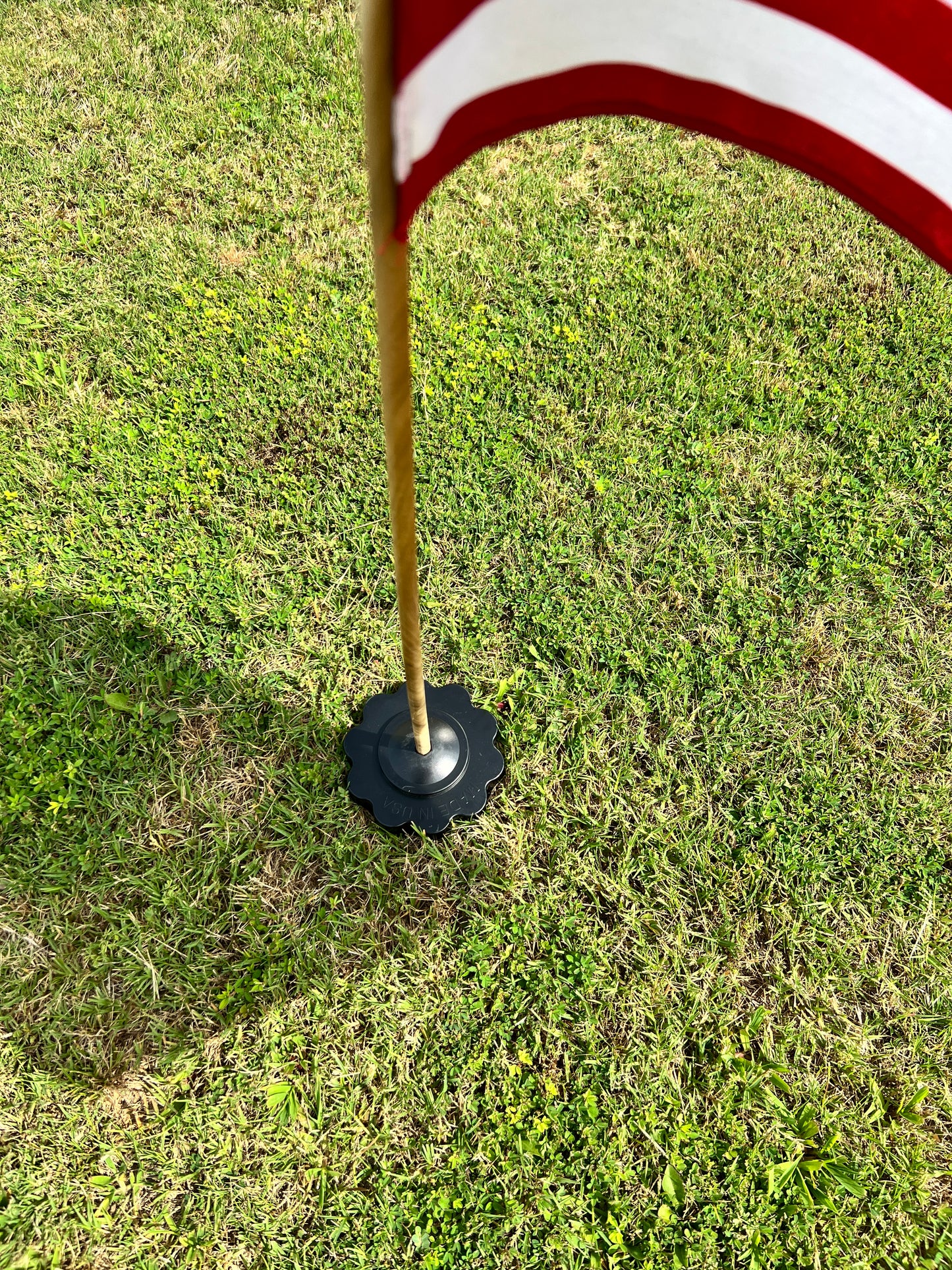 Stick flag “Step On” Base Holder
