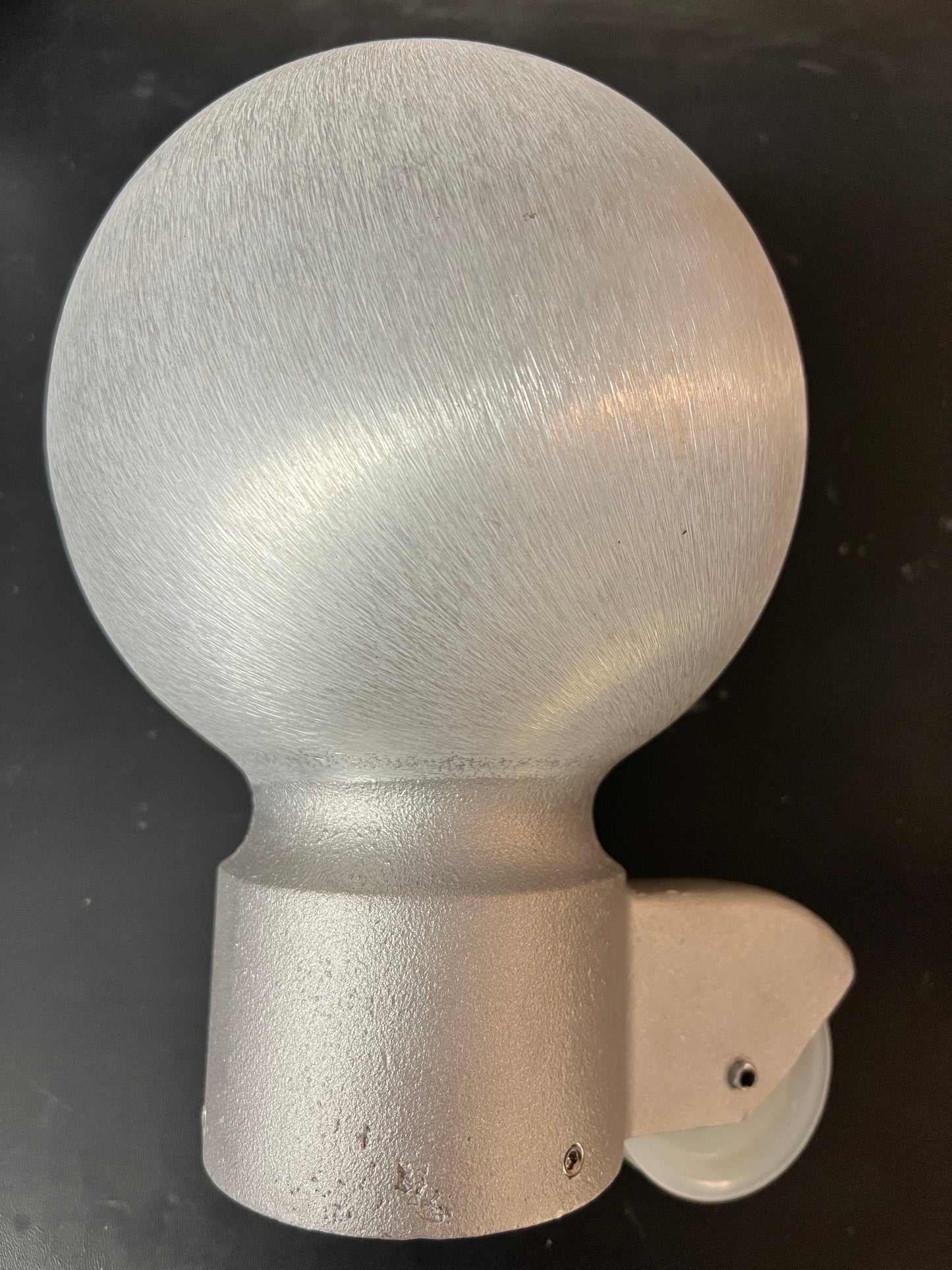 Truck with Gold or Satin Tone Ball